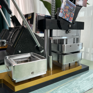 Nam châm Huy hiệu nút Máy 55 Mét bao gồm vật liệu huy hiệu Máy làm - Product Image 3