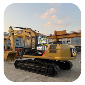 Promotion : Excavatrice sur chenilles d'occasion CAT 326D2 d'origine japonaise, 26 tonnes, moteur et pompe performants, puissance robuste, modèle CAT 326D2 usagé. - Product Image 1