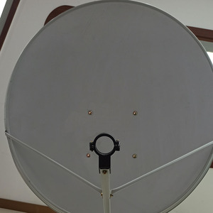 <span class=keywords><strong>Antenne</strong></span> <span class=keywords><strong>satellite</strong></span> offset Ku Band DTH <span class=keywords><strong>120</strong></span> <span class=keywords><strong>cm</strong></span> (1,2 m) à livraison rapide - Product Image 4
