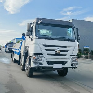 Grúa de Rescate HOWO 8x4 de Servicio Pesado con Pluma Integrada y Brazo de Remolque, Capacidad de Elevación de 15000 kg - Product Image 2