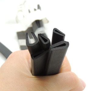 U-Shaped Epdm <b>Rubber</b> Sealing <b>Strip</b> 100mm For Curtain Wall Automotive Use - Product Image 3