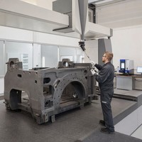 Grande plateforme de nacelle d'éolienne en fonte ductile EN-GJS-400-18U, énergie renouvelable, norme européenne, fourniture sur dessin personnalisé