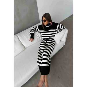 Vestido de Punto con Cinturón Estilo Imperio 1017, Viscosa, Estilo Fiesta, Volantes, Diseño Sólido, Talla XL, para Primavera/Invierno, Forro de Mezclilla, para Eventos - Product Image 1