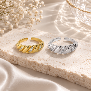 Bague <span class=keywords><strong>Croissant</strong></span> Torsadée en Argent Sterling 925 au Design Original avec Micro-Pavé CZ, Bijoux Tendance Hypoallergéniques pour Femmes, Vente en Gros - Product Image 5
