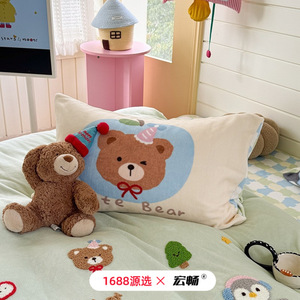 Juego de Ropa de Cama de Cuatro Piezas de Felpa con Diseño de Dibujos Animados, Cálido para Invierno, Suave al Tacto, Bordado con Impresión Reactiva - Product Image 4
