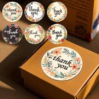 Étiquettes autocollantes personnalisées imprimées en format CMYK pour bouteilles personnalisées avec des motifs, fabriquées en rouleaux ou en feuilles