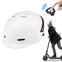 Casco de Ciclismo con Intermitentes y Luz Trasera LED Inteligente con Control Remoto, para Adultos, Unisex, Moldeado en una Sola Pieza, para Scooter y Ciclismo Urbano