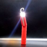 Lampe de poche LED 500 lumens Inspection sans fil Lampe de travail étanche rechargeable pour l'éclairage de maintenance des travaux extérieurs