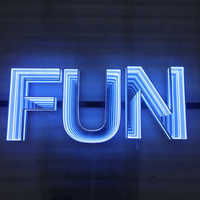 Huruf Marquee 3D Raksasa Custom, Logam LED, Papan Nama Alfabet Bercahaya untuk Iklan, Pernikahan, Acara, Sewa, Bisnis