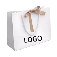 Sac cadeau en papier kraft blanc de luxe biodégradable avec ruban personnalisé pour emballage de chaussures de petite entreprise Logo personnalisé