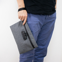 Cachette de voyage refermable à fonction spéciale personnalisée pochette anti-odeurs avec serrure sac anti-odeurs doublé de carbone