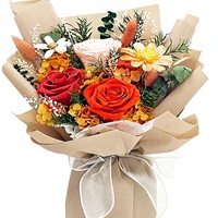 Bouquet de roses éternelles avec boîte cadeau – Fleurs à livrer en Chine – Cadeaux d'anniversaire et de fête des Mères pour femmes, mamans et grand-mères