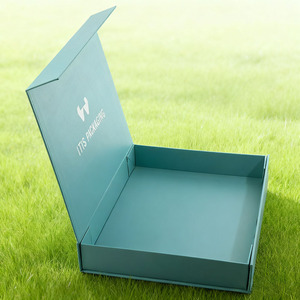 Boîte Magnétique Pliante Personnalisée en Carton pour Grands Vêtements, Nouveau Design Gaufré, Matériaux Recyclés, Chaussettes Éponge - Product Image 1