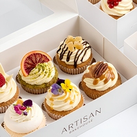 Boîte à pâtisserie en papier écologique avec fenêtre transparente pour les desserts de boulangerie, les gâteaux, les biscuits, le pain, l'emballage cadeau de vente au détail