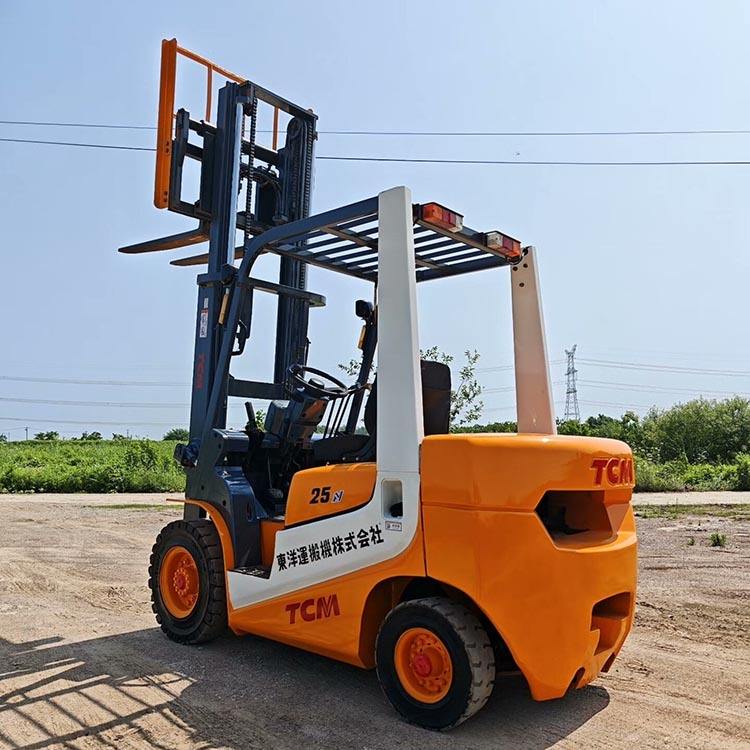 Used TCM 25 Forklift 2.5 Ton Diesel, Japan Original FD25, Isuzu Engine ...