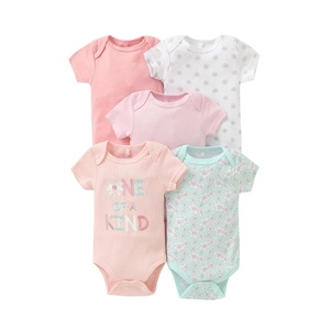Ropa de Verano para Bebés, Diseño Moderno, Mamelucos de Algodón de Manga Corta con Estampados de Autos y Corazones para Bebés - Product Image 2