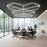 Suspension de bureau géométrique de qualité professionnelle pour salle de conférence, moderne, en PC, à intensité variable, avec câble personnalisé en forme de diamant