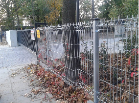 High Security 3d Curved Fence Panels 3d Welded Mesh Fencing 2500mm width