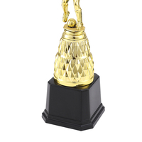 Fabricants chinois de trophées de football de haute qualité, prix de gros bon marché, trophée sportif, gravure et logo OEM, trophée en plastique