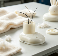 Accessoires électroniques en plastique en gros, mécanisme de jouet rotatif en forme de patin musical pour poupées en peluche