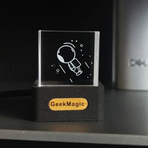 Horloge numérique holographique intelligente, affichage de photos GIF, mini téléviseur holographique, station météo de bureau, veilleuse pour cadeau du Nouvel An - Product Image 3