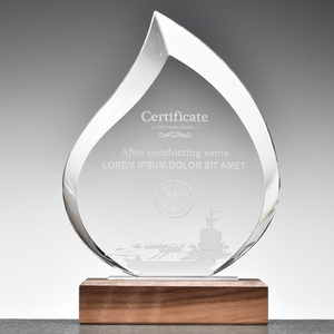 Puente pequeño Personalización al por mayor Nuevo diseño Premium Forma de diamante Trofeo de cristal para regalo corporativo de negocios - Product Image 2
