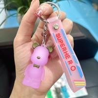 Porte-clés créatif ours en nœud papillon transparent, pendentif exquis pour clés de voiture de couple