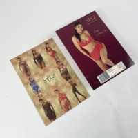 Carte de produit personnalisée pour les marques de lingerie, modèle sexy, impression offset de qualité supérieure, carton duplex kraft, estampage à chaud pour les vêtements intimes