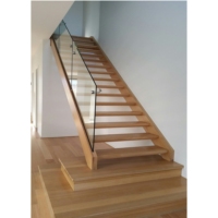 Escalier flottant Tanlong en chêne massif avec balustrade en verre trempé sans cadre, escalier central moderne à poutre centrale