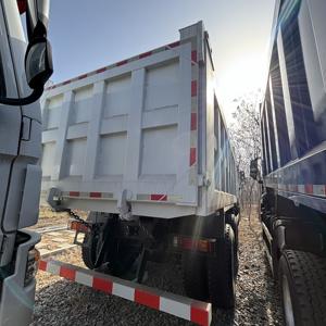 Camion benne Shacman F3000 à 12 roues, norme d'émission Euro 2, conduite à gauche, Weichai - Product Image 5