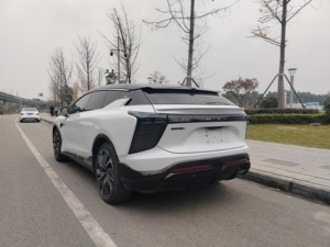 HiPhi X <span class=keywords><strong>2022</strong></span> SUV Eléctrico Usado, 598HP, Motor Dual, Tracción en las Cuatro Ruedas, Volante a la Izquierda, Autonomía de 630KM, 6 Plazas, Exportación desde China - Product Image 4