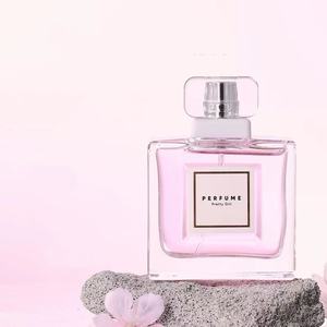 Perfume de Lujo de Larga Duración - Aroma Cautivador para Cada Momento - Product Image 1