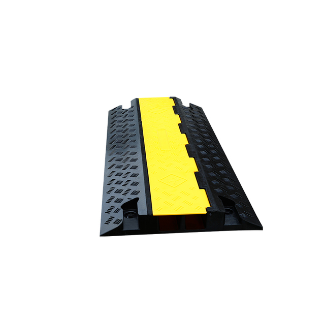 Outdoor  Channels Cable Protector Channel Rubber Made Heavy Duty Defender Roadway Durable Safety Cable Ramp