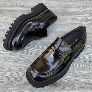 Chaussures décontractées pour hommes à semelle épaisse et bout carré - Style coréen décontracté et tendance - Product Image 4