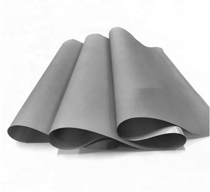 Los fabricantes de materiales reflectantes fusibles de alta frecuencia Youguang suministran PVC de voltaje de alta frecuencia para bolsas de zapatos - Product Image 1