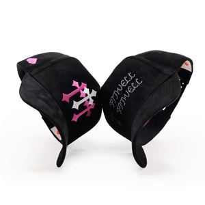 Casquettes de baseball 5 panneaux personnalisées en daim avec strass et doublure en satin, haute qualité - Product Image 2
