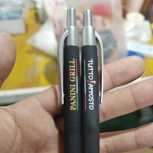 IDO-Plumas <span class=keywords><strong>de</strong></span> Banner Promocionales <span class=keywords><strong>de</strong></span> Plástico <span class=keywords><strong>de</strong></span> Alta Calidad con Goma, Diseño Novedoso y Logotipo Personalizado para Hoteles - Product Image 4
