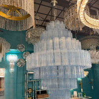 Lustre moderne en verre de Murano pour villa de luxe, décoration d'escalier, plafonds hauts, éclairage haut de gamme sur mesure pour duplex