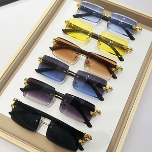 2024 Ins Trend gafas <span class=keywords><strong>de</strong></span> sol cuadradas sin montura hombres clásico metal leopardo lujo lentes <span class=keywords><strong>de</strong></span> sol alta calidad UV400 marcos <span class=keywords><strong>de</strong></span> anteojos - Product Image 4