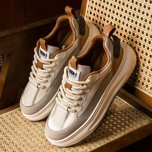 Baskets décontractées pour hommes, style décontracté, respirantes, en maille, à semelle épaisse et rehaussante, modèle Evergreen, pour la marche - Product Image 4