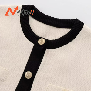 Casaco Feminino Casual de Malha com Bordado e Contraste de Cores, Manga Curta, Abotoamento Simples, Acolchoado e Respirável de Alta Qualidade - Product Image 4