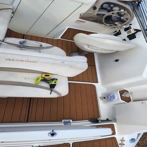 2002 Glastron 249, plataforma de natación, almohadilla para cabina, barco, espuma EVA, cubierta de teca sintética, alfombrilla para suelo, estilo SeaDek Gatorstep, autoadhesivo - Product Image 5