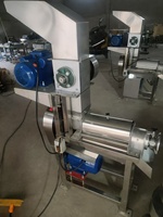 Professionele ananassap-extractiemachine met hoge opbrengst spiraalpers voor fruit en groenten, appel- en gemberpers.