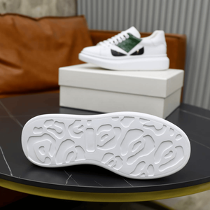 รองเท้าผ้าใบแบบสวมลำลอง Alexander Unisex รุ่น Platform หนังแท้ ดีไซน์ Mc Lace Up พื้นกันลื่น รองเท้าแฟชั่นสำหรับผู้หญิง เดินเล่นกลางแจ้ง - Product Image 6