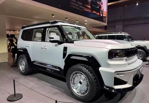 Jetour G700 2026 Ibrida Zongheng G Flagship: Nuova Auto PHEV Cinese 2025 Jetur <span class=keywords><strong>Jet</strong></span> Tour Jetor Gator G - Product Image 3