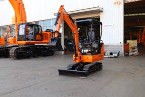 Miniexcavadora de Alta Eficiencia con Componentes Kawasaki, 1 Año de Garantía - Maquinaria de Construcción Multifuncional para - Product Image 6