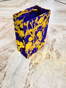 Sac cadeau de luxe en papier artisanal personnalisé, imprimé violet et or, avec poignée, recyclable, pour emballage cadeau et artisanat - Product Image 2