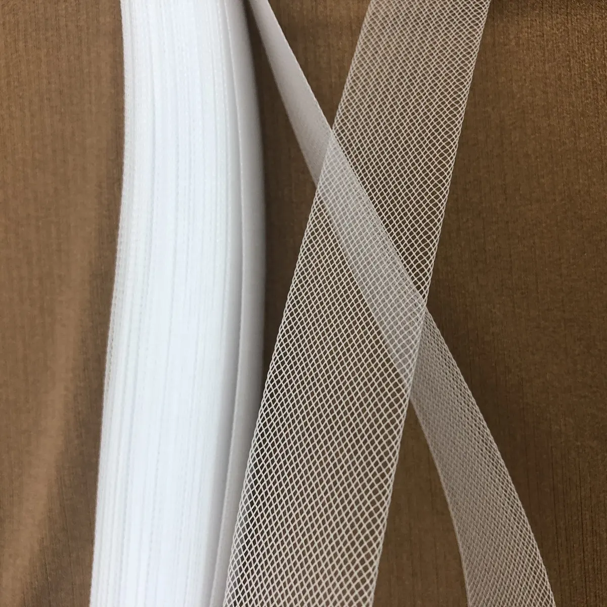 1" (25 MM) White Stiff Polyester horsehair braid Crinoline Clearance Sale Online For Dresses shape