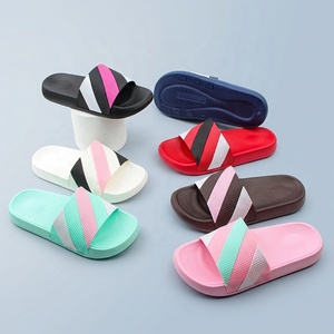 Sandalias OLICOM de Diseño Nuevo de Fábrica OEM, Parte Superior de PVC, Ligeras, Antideslizantes, con Soporte de Arco Cómodo <span class=keywords><strong>para</strong></span> Baño, Interior y Exterior - Product Image 1