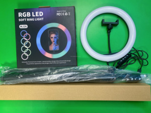 Vente en gros <span class=keywords><strong>Led</strong></span> Selfie Filler Ring Light, grand <span class=keywords><strong>cercle</strong></span>, ordinateur portable avec support pour <span class=keywords><strong>téléphone</strong></span>, 26cm RVB 10 pouces - Product Image 5